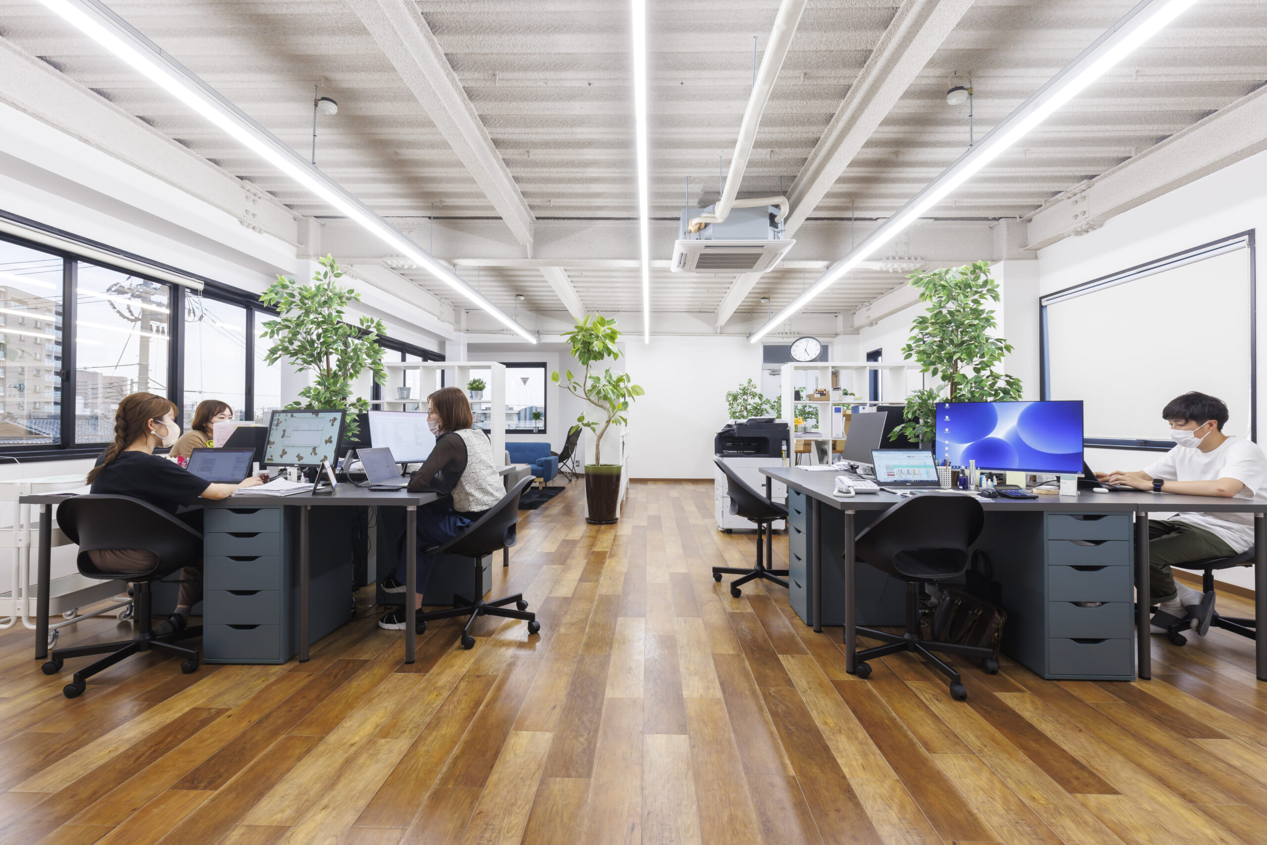 化粧品工場での品質管理【キャリア採用】